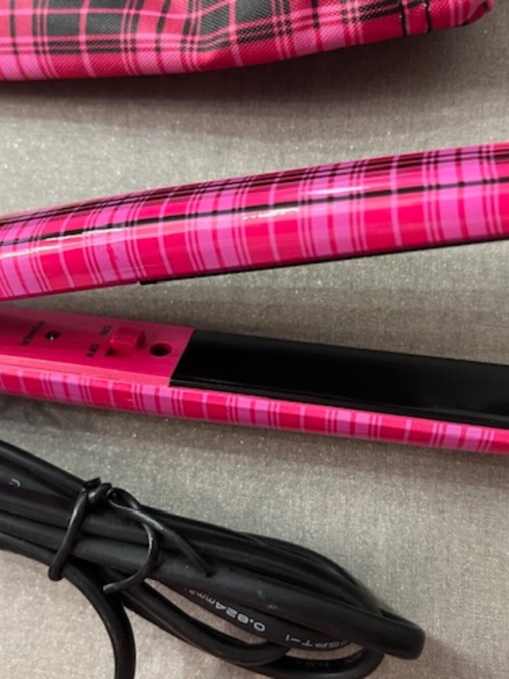 NEW Pink Plaid Travel Size Flat Iron With Carry Bag